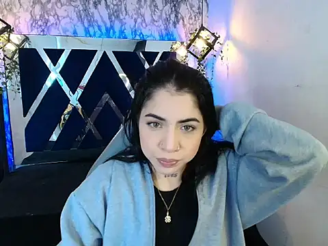 Violet m online show from 11.15.25