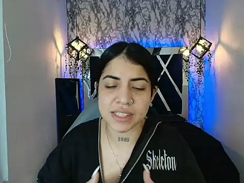 Violet m online show from 11.24.25