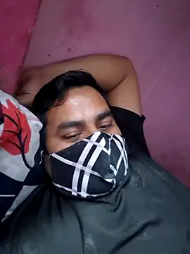 Snapshot of bobbyronak chatting on 02.27.26 bobbyronak online show from 02.27.26