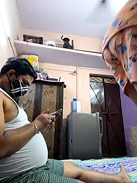 Snapshot of bobbyronak chatting on 03.01.26 bobbyronak online show from 03.01.26