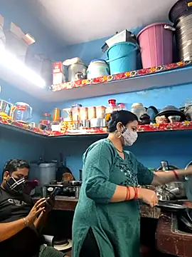 Snapshot of bobbyronak chatting on 03.07.26 bobbyronak online show from 03.07.26