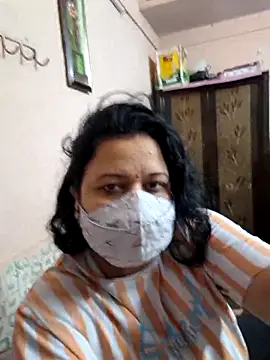 Snapshot of bobbyronak chatting on 03.30.26 bobbyronak online show from 03.30.26