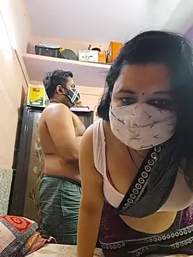 Snapshot of bobbyronak chatting on 04.09.26 bobbyronak online show from 04.09.26