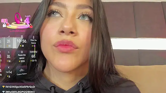 nicolle pierce online show from 02.27.25