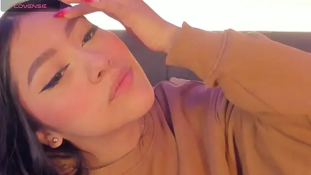 nicolle pierce online show from 03.07.25