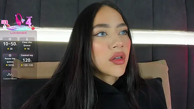 nicolle pierce online show from 09.15.25