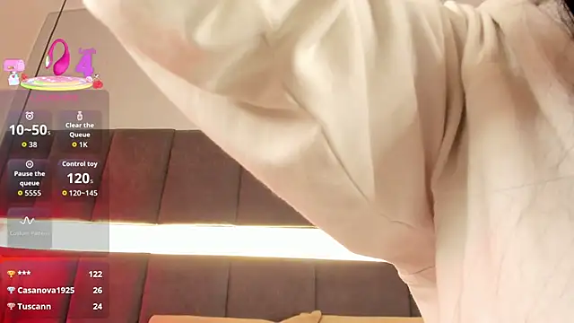 nicolle pierce online show from 09.20.25