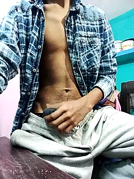 Snapshot of Afgref5335 chatting on 12.05.25 Afgref5335 online show from 12.05.25