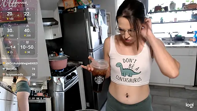 Snapshot of KSwonderland6 chatting on 10.28.25 KSwonderland6 online show from 10.28.25