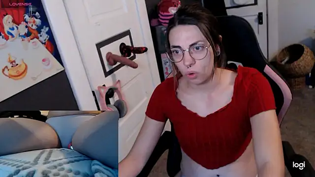 Snapshot of KSwonderland6 chatting on 01.06.26 KSwonderland6 online show from 01.06.26