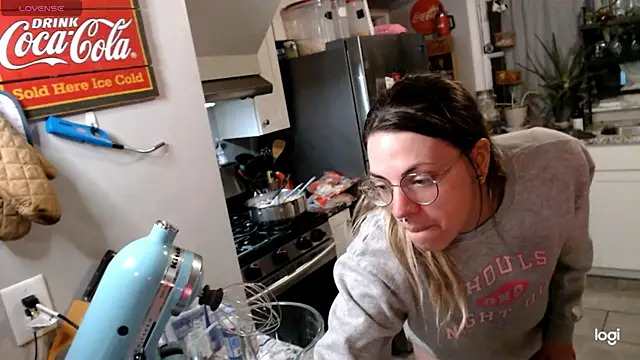 Snapshot of KSwonderland6 chatting on 02.21.26 KSwonderland6 online show from 02.21.26