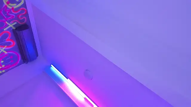 Snapshot of GEANNAROSE chatting on 01.16.25 GEANNAROSE online show from 01.16.25