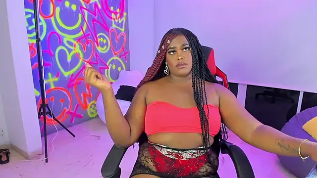 Snapshot of GEANNAROSE chatting on 01.31.25 GEANNAROSE online show from 01.31.25