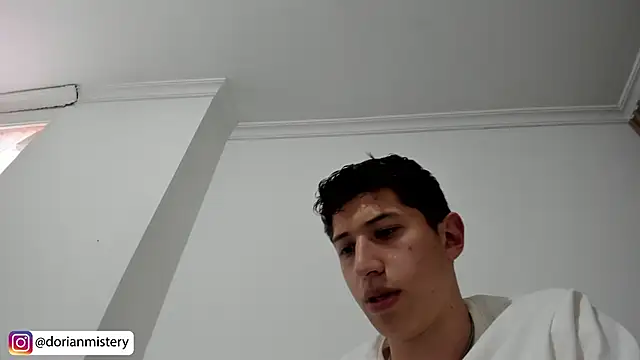 Snapshot of Dorianmistery2322_ chatting on 02.18.26 Dorianmistery2322 online show from 02.18.26