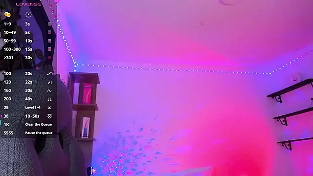 Heka Prudence online show from 02.22.25