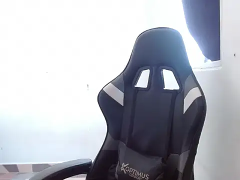 Hard innocence online show from 11.06.25