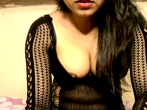 Snapshot of Sanjana_Gupta chatting on 05.24.26 Sanjana Gupta online show from 05.24.26