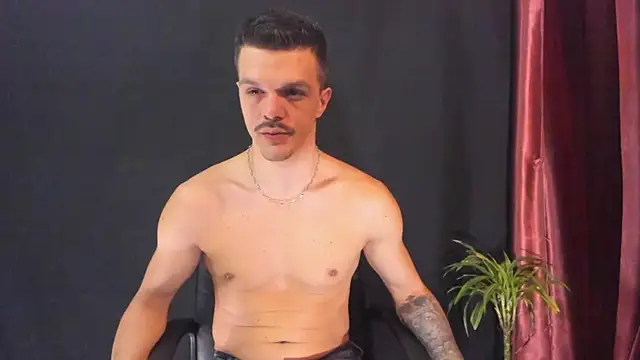 Snapshot of DonyBrown chatting on 02.24.26 DonyBrown online show from 02.24.26