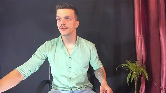 Snapshot of DonyBrown chatting on 03.01.26 DonyBrown online show from 03.01.26