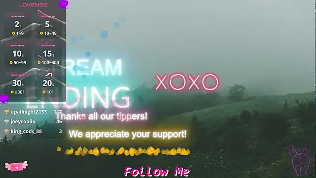 QueenYsuRey online show from 10.22.25