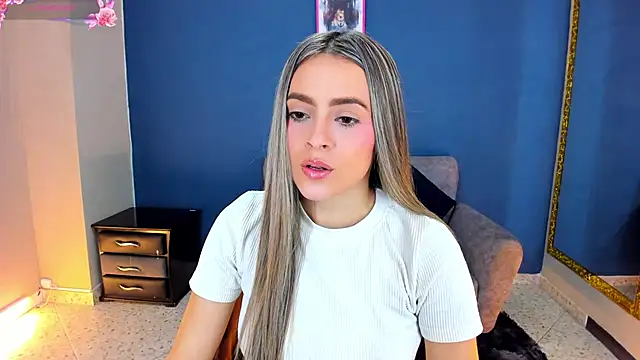 Snapshot of miacarperr1 chatting on 01.26.25 miacarperr1 online show from 01.26.25