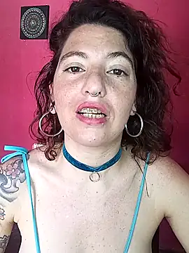 Snapshot of sweetbabyass chatting on 11.15.25 sweetbabyass online show from 11.15.25