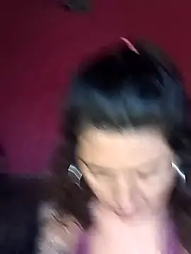 Snapshot of sweetbabyass chatting on 11.18.25 sweetbabyass online show from 11.18.25