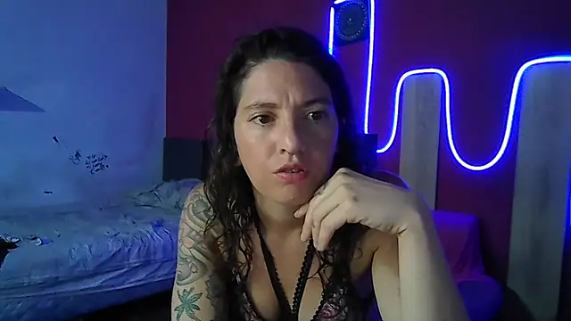 Snapshot of sweetbabyass chatting on 02.05.26 sweetbabyass online show from 02.05.26