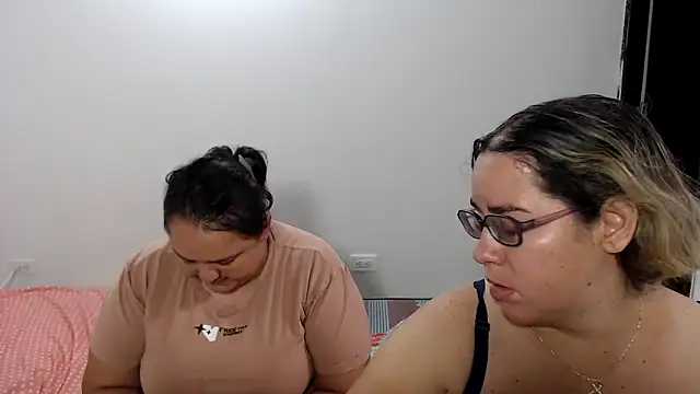 Snapshot of dirtys_games_play chatting on 10.03.25 dirtys games play online show from 10.03.25