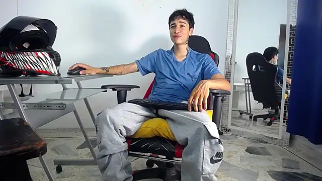 Zacktk7 online show from 01.15.25