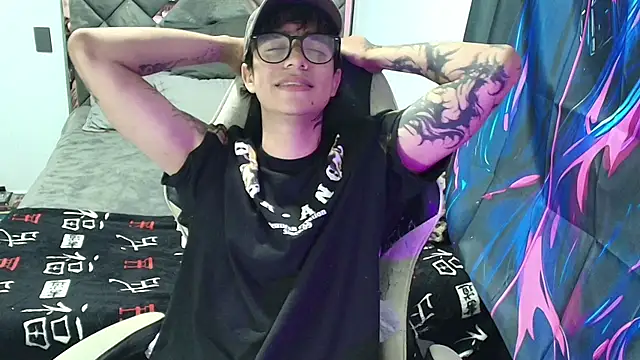 Zacktk7 online show from 04.13.26