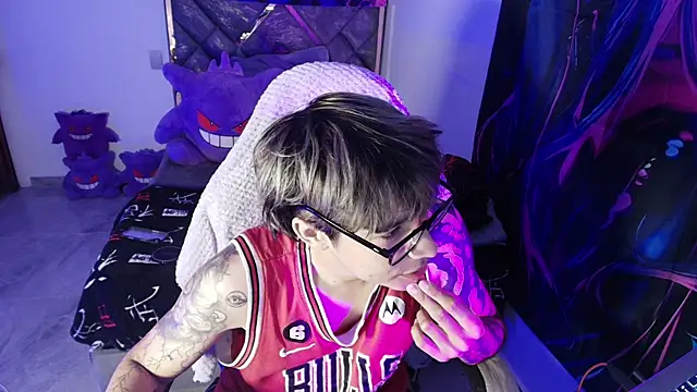 Zacktk7 online show from 04.21.26