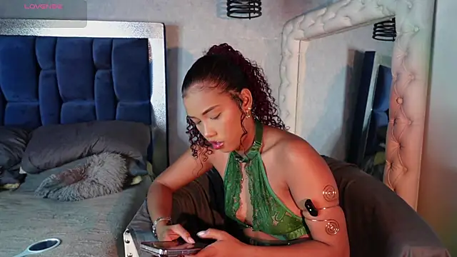 Snapshot of Salome_Williamss chatting on 05.29.26 Salome Williamss online show from 05.29.26