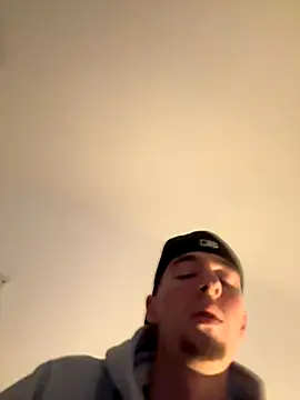 MikesWood21 online show from 10.12.25