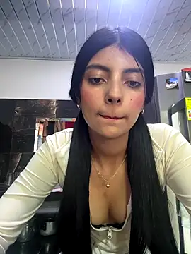 Baby Niels online show from 10.17.25