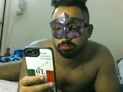 Snapshot of medo232586 chatting on 12.07.24 medo232586 online show from 12.07.24