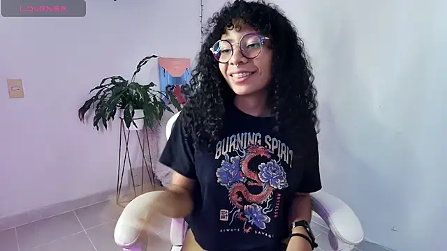 Snapshot of Elektra_williams chatting on 02.18.25 Elektra williams online show from 02.18.25