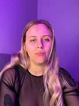 lunawolf21 online show from 01.19.26