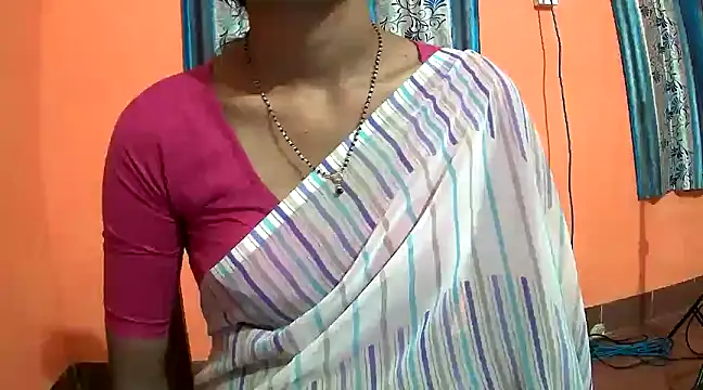 Snapshot of sexy_janu25 chatting on 03.11.25 sexy janu25 online show from 03.11.25