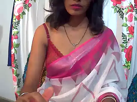 Snapshot of sexy_janu25 chatting on 10.10.25 sexy janu25 online show from 10.10.25