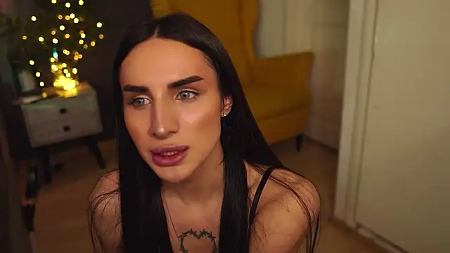 Kim Oberlin  online show from 12.22.24