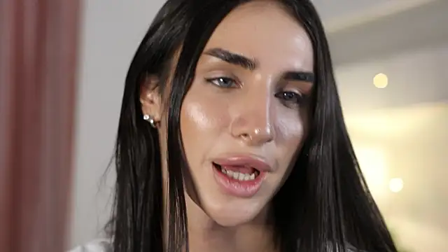 Kim Oberlin  online show from 02.02.25