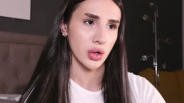 Kim Oberlin  online show from 10.02.25