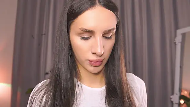 Kim Oberlin  online show from 11.02.25