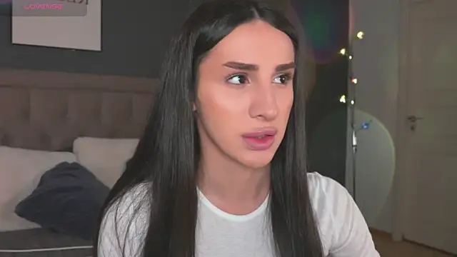 Kim Oberlin  online show from 12.01.25