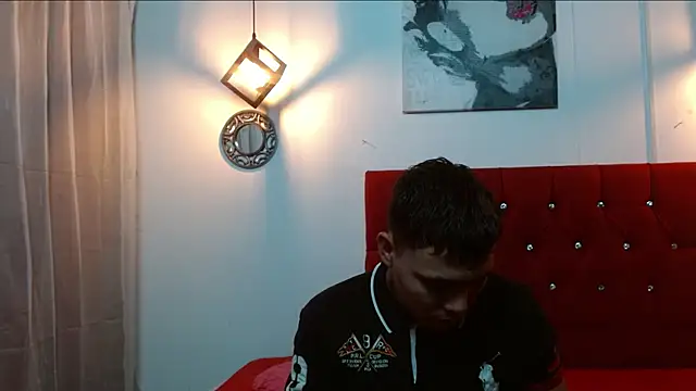 couple lovelyds online show from 02.26.25