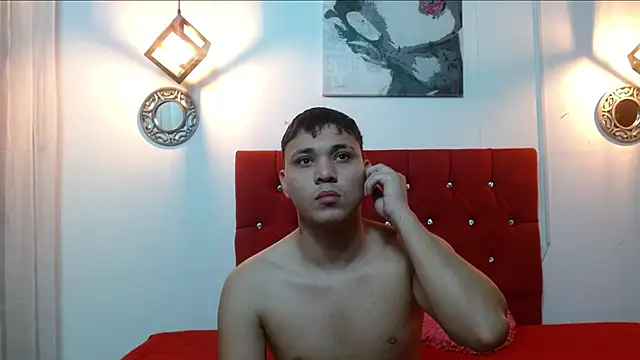 couple lovelyds online show from 02.28.25