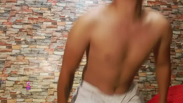 couple lovelyds online show from 10.05.25