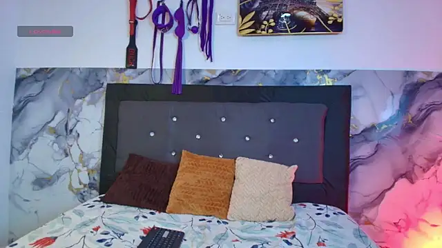 couple lovelyds online show from 04.10.26