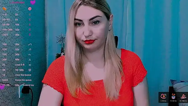 Snapshot of JaneLaJewel chatting on 12.01.25 JaneLaJewel online show from 12.01.25